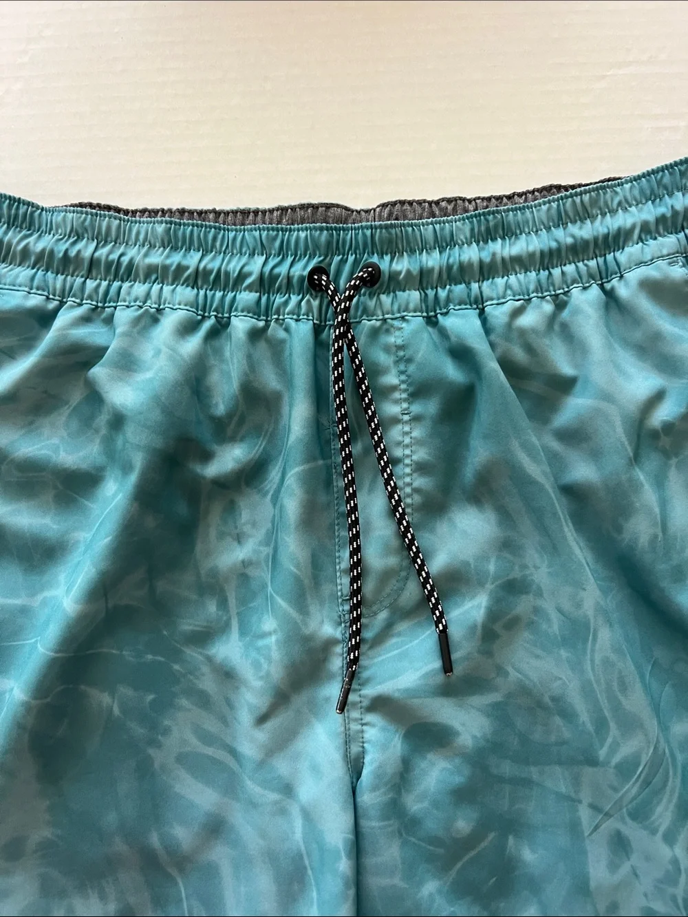 Hurley elastic waist